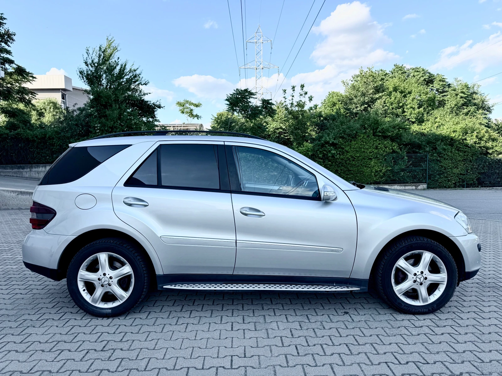 Mercedes-Benz ML 320, снимка 5 - Автомобили и джипове - 54962651