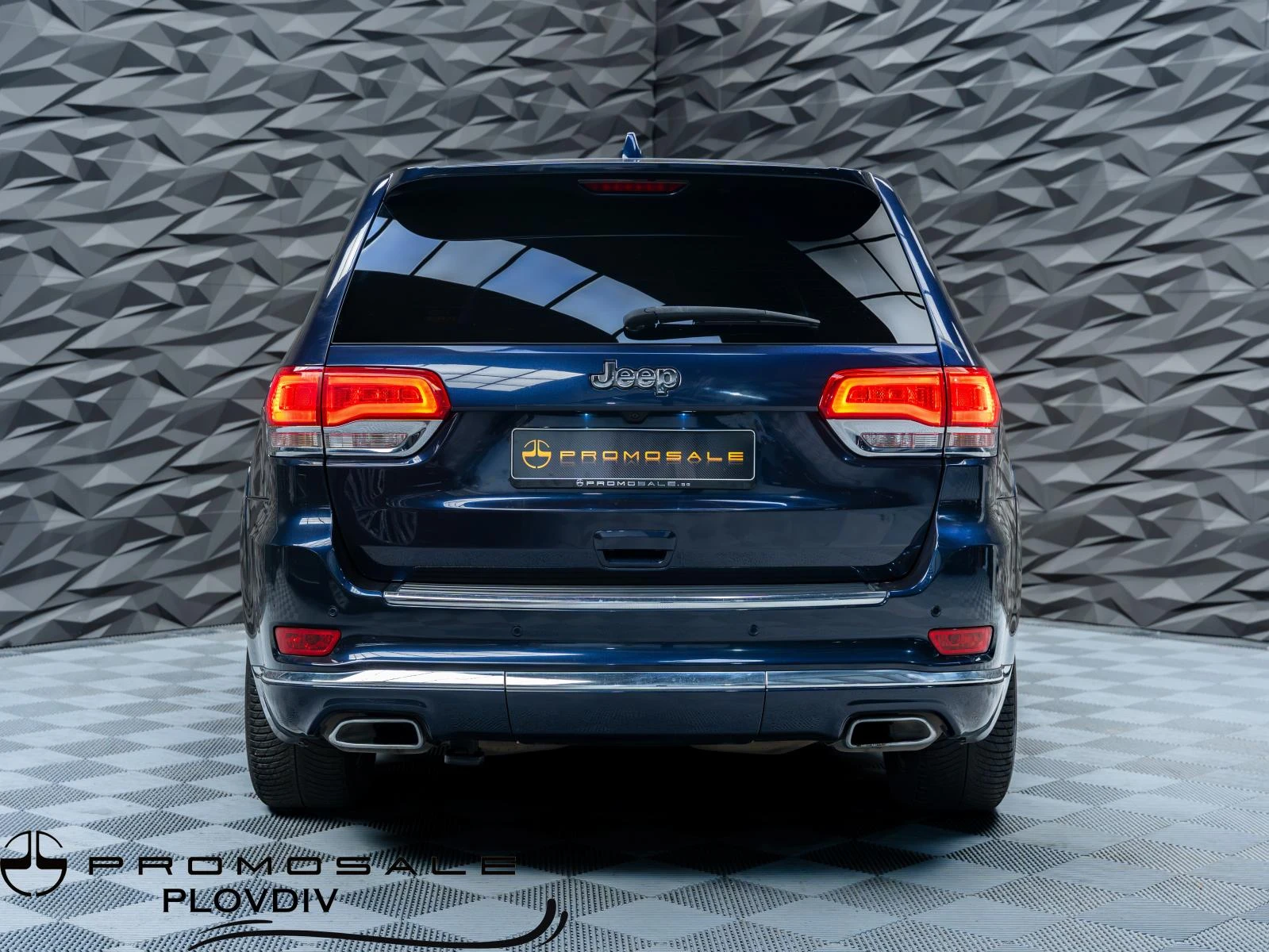 Jeep Grand cherokee SUMMIT* H&K* БРОНИРАН, снимка 4 - Автомобили и джипове - 55402365