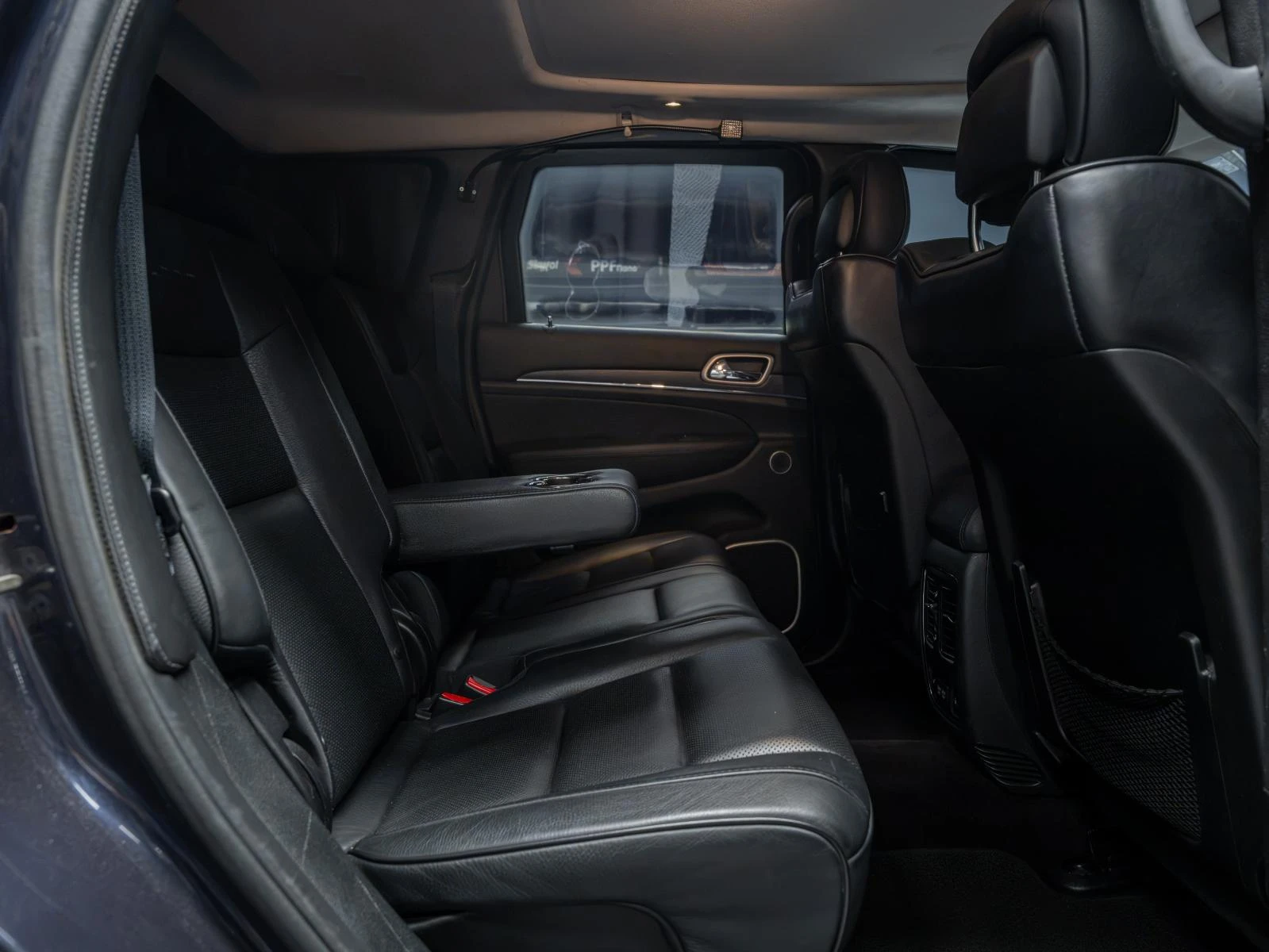 Jeep Grand cherokee SUMMIT* H&K* БРОНИРАН, снимка 9 - Автомобили и джипове - 55402365