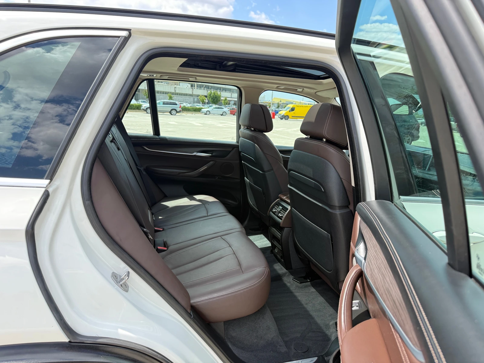 BMW X5 3.0Xdrive///Head-Up///Full-History-BMW///, снимка 13 - Автомобили и джипове - 55679688