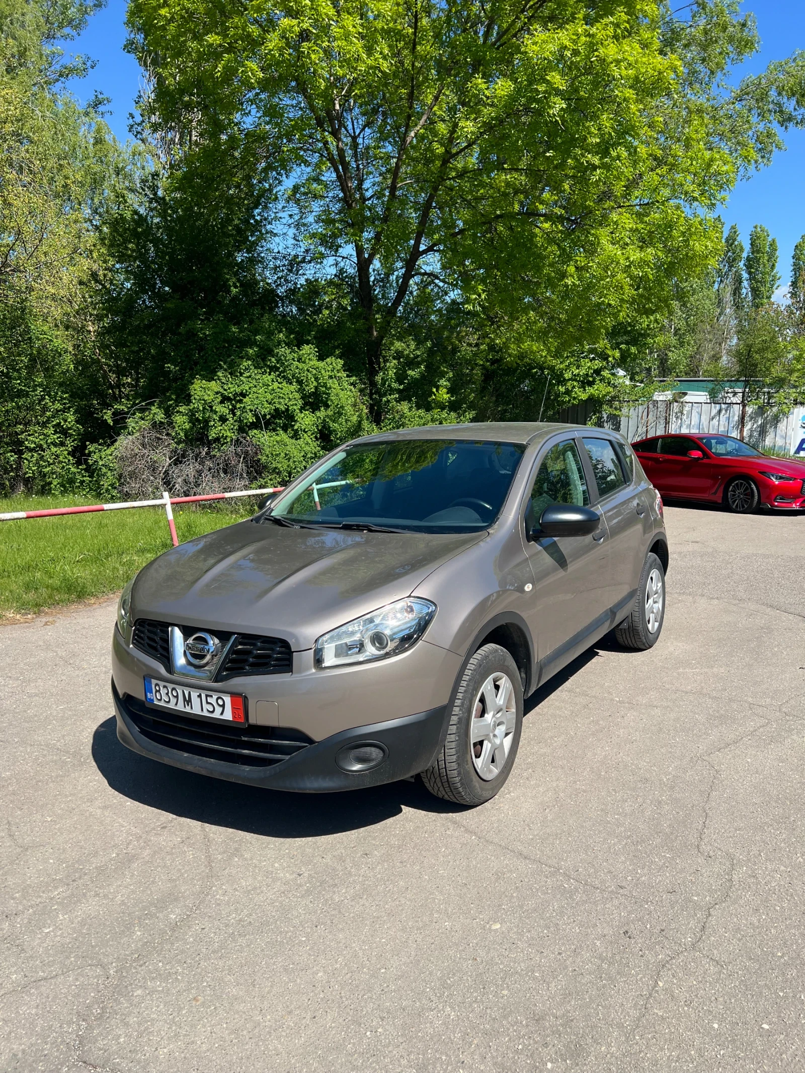 Nissan Qashqai 1.6 69000 km!!!, снимка 2 - Автомобили и джипове - 55884251