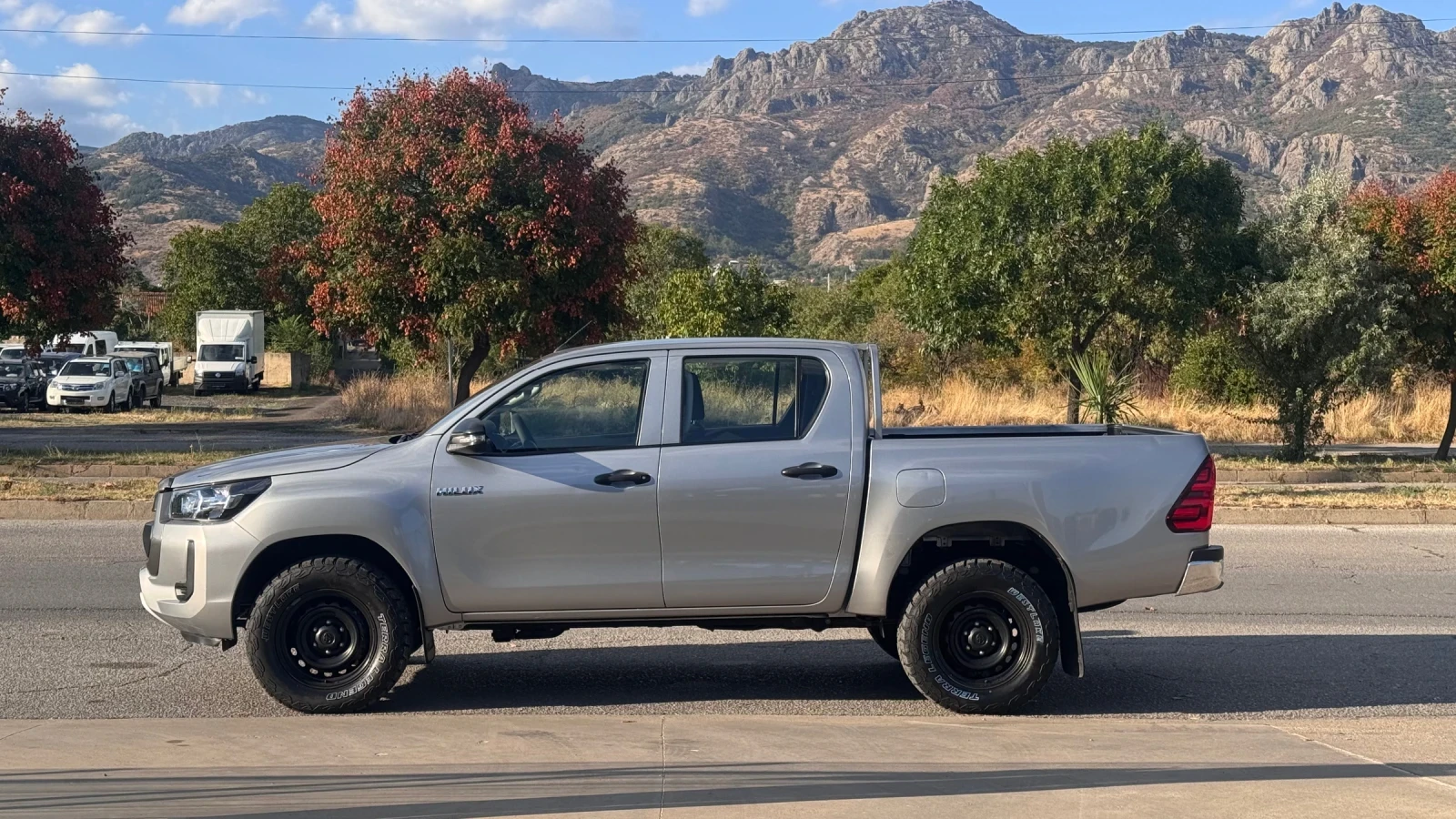 Toyota Hilux 2.4D-4D Double Cap 150кс* ПЕРФЕКТЕН* , снимка 2 - Автомобили и джипове - 56139637