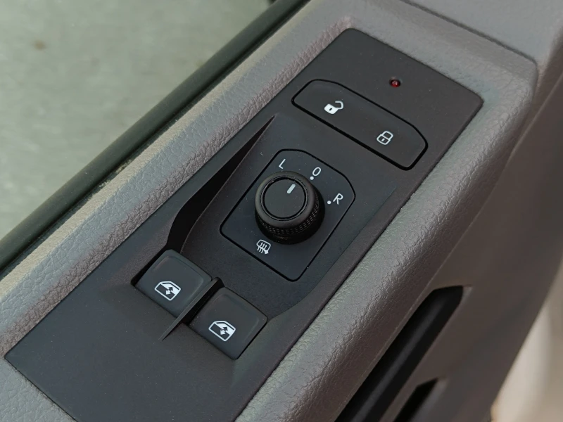 VW Transporter T6 DOKA | 4 MOTION | В гаранция, снимка 13 - Бусове и автобуси - 51125371