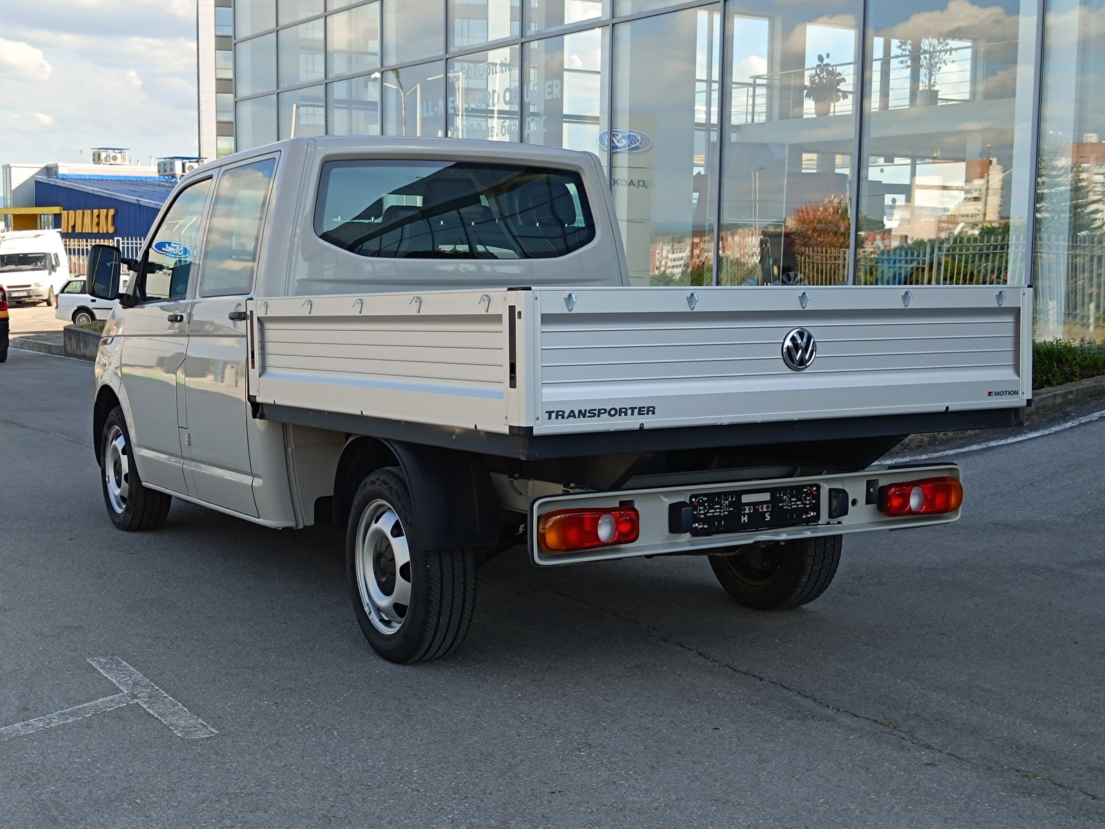 VW Transporter T6 DOKA | 4 MOTION | В гаранция - изображение 6