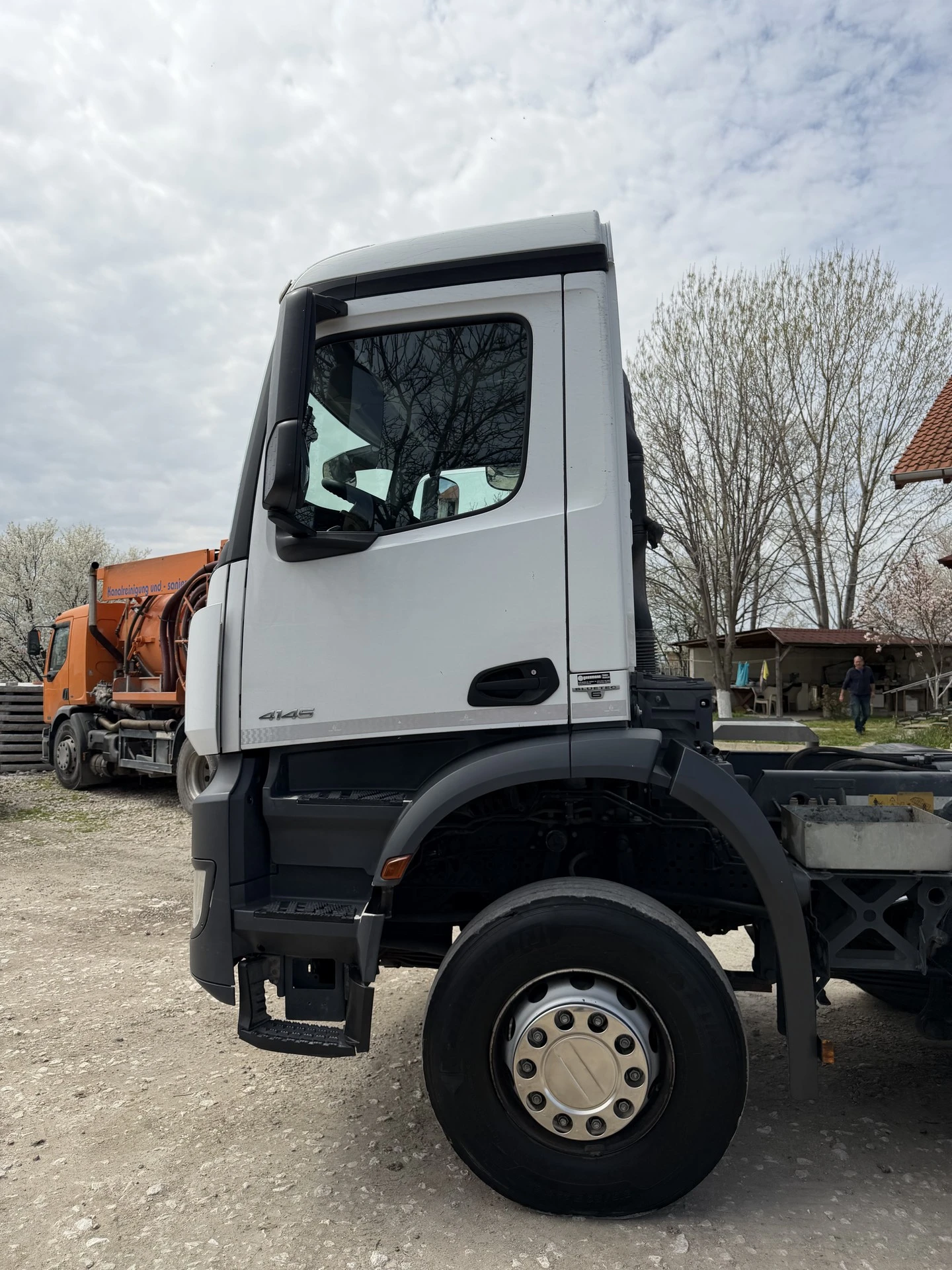 Mercedes-Benz Arocs 4145, снимка 3 - Камиони - 54040911