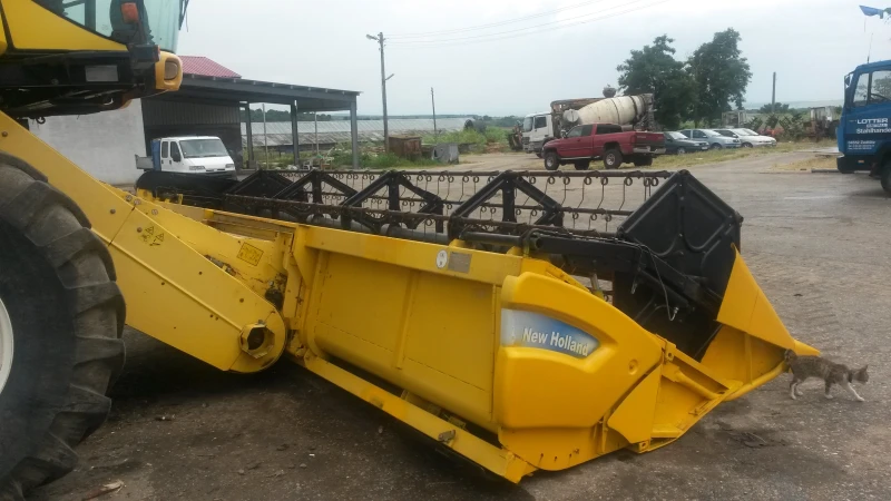 Комбайн New Holland CX8070, снимка 10 - Селскостопанска техника - 53165268