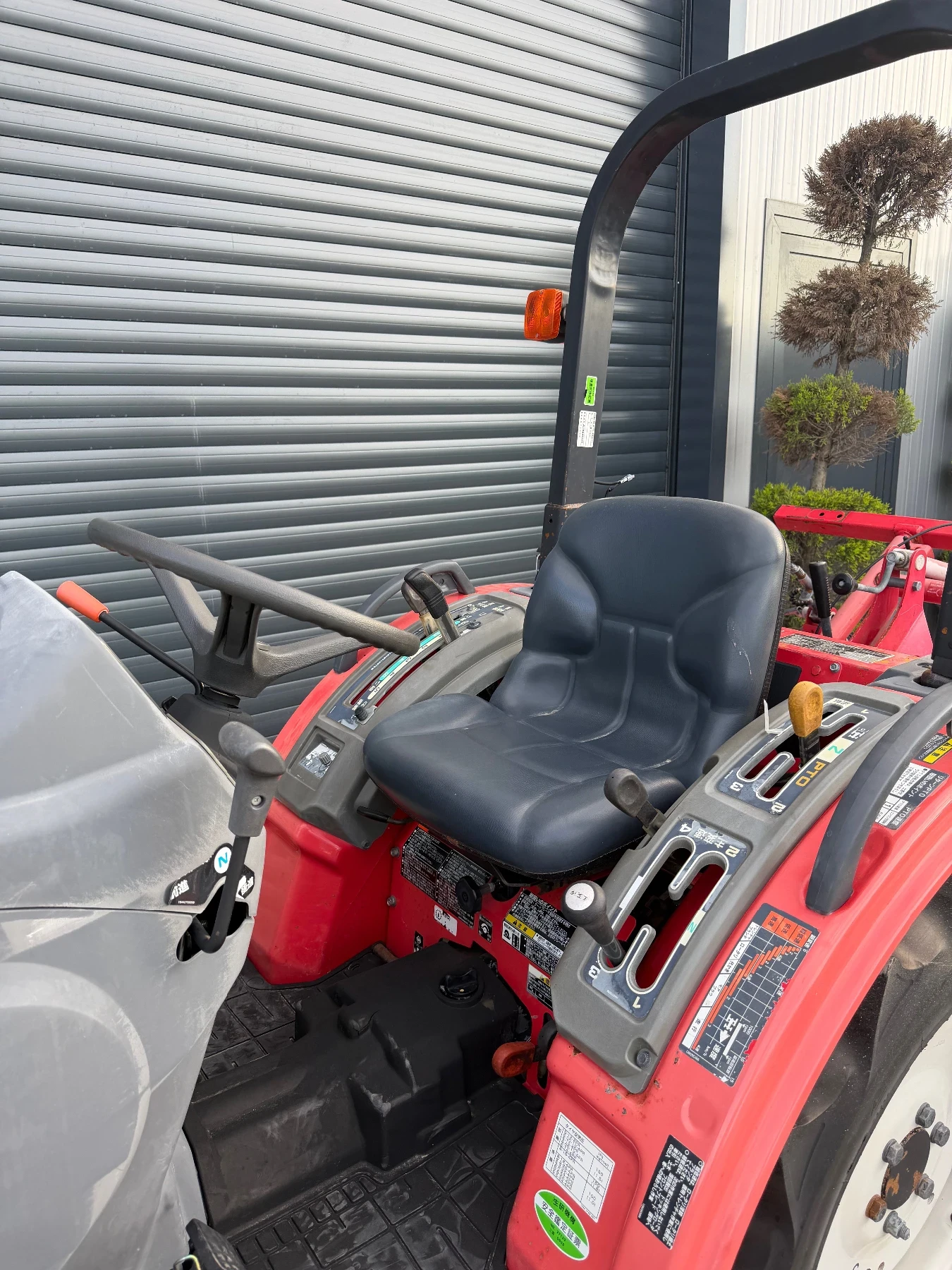 Трактор Kubota Mitsubishi GS20, снимка 4 - Селскостопанска техника - 54598672