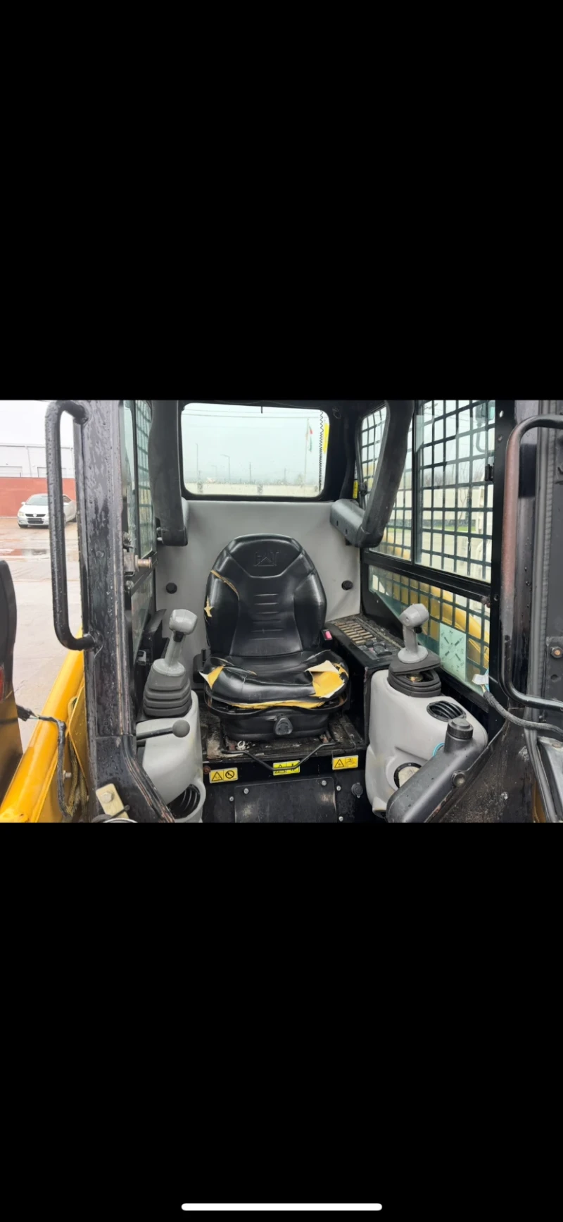 Мини челни товарачи Cat 247b, снимка 6 - Индустриална техника - 53135406