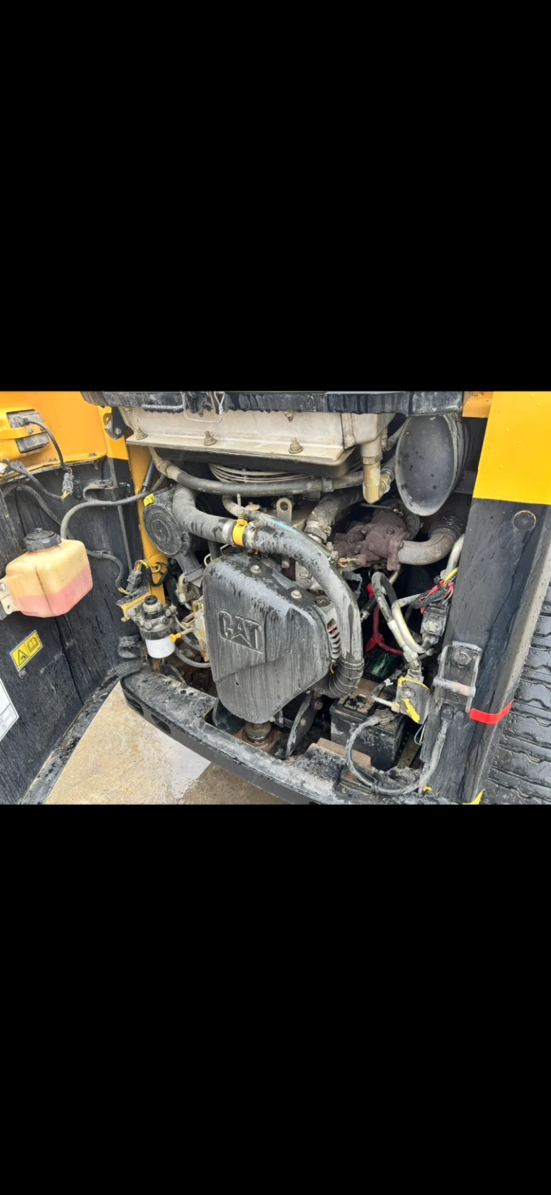 Мини челни товарачи Cat 247b, снимка 5 - Индустриална техника - 53135406