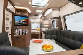Каравана HYMER / ERIBA TOURING 820, снимка 11