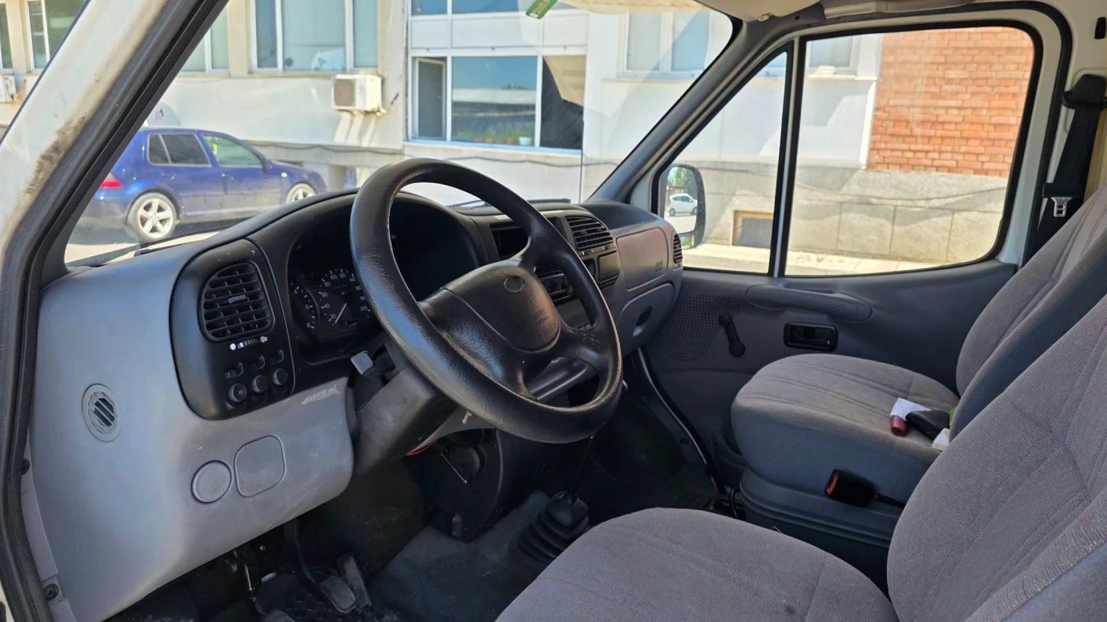 Кемпер Ford Transit Turbo  - изображение 4