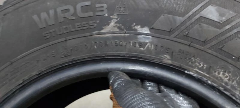 Гуми Зимни 215/70R15, снимка 6 - Гуми и джанти - 29880085