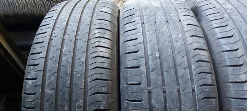 Гуми Летни 215/60R17, снимка 2 - Гуми и джанти - 35134655