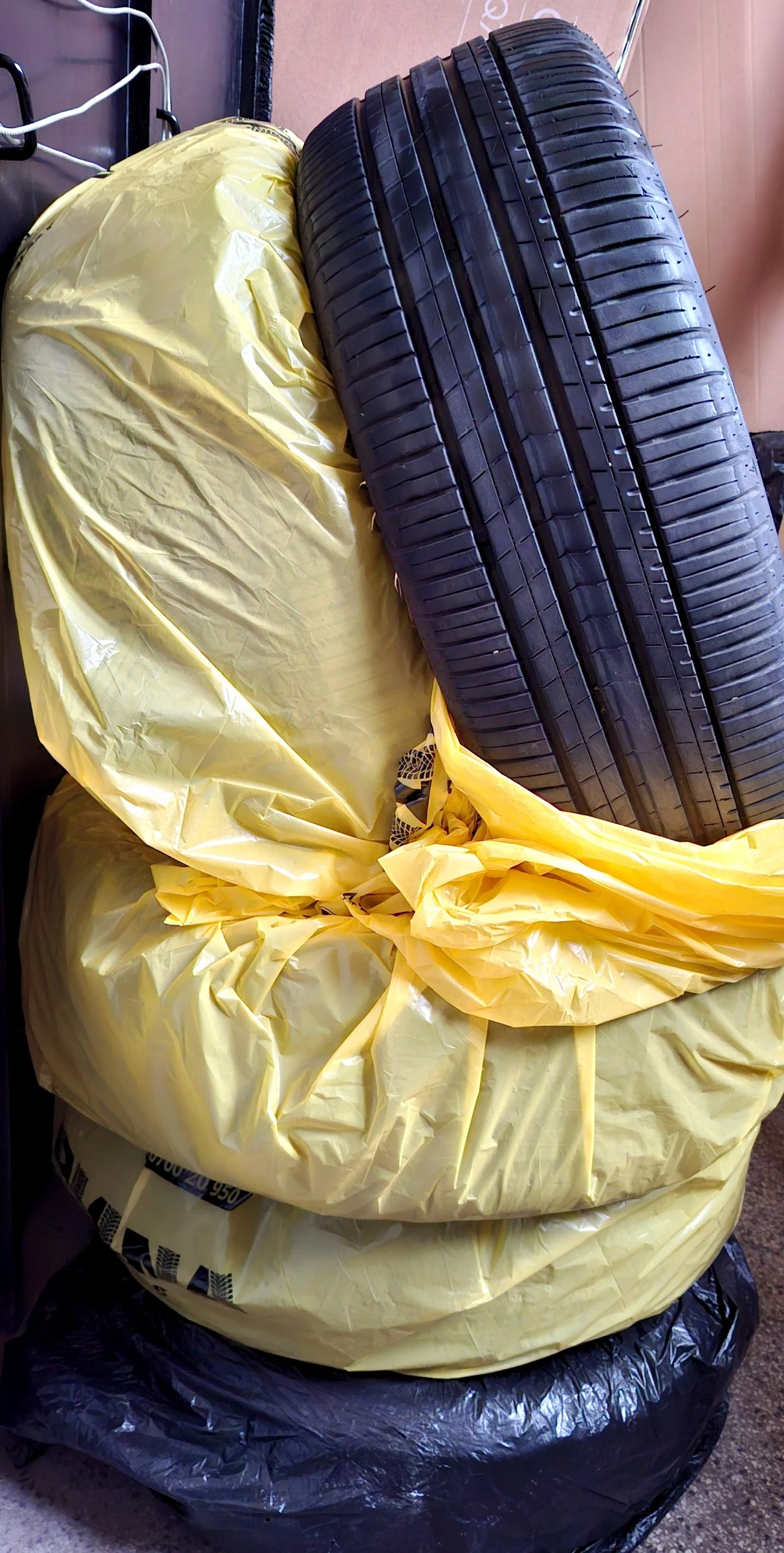 ���� 225/55R18 | Mobile.bg � ����������� 5