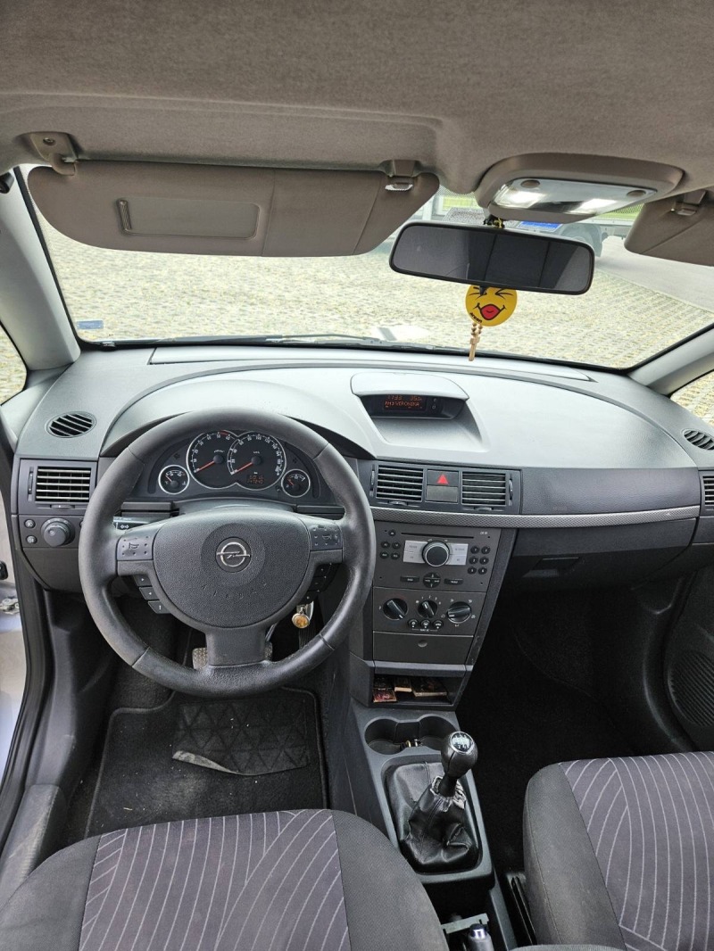 Opel Meriva, снимка 9 - Автомобили и джипове - 46468308
