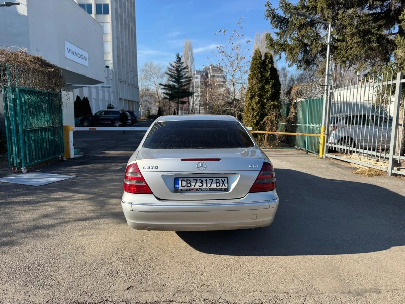 Mercedes-Benz E 270 CDI, снимка 5 - Автомобили и джипове - 48396568