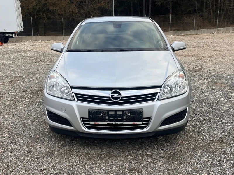 Opel Astra 1.3CDTI Facelift 130000KM ECO FLEX, снимка 2 - Автомобили и джипове - 48802046