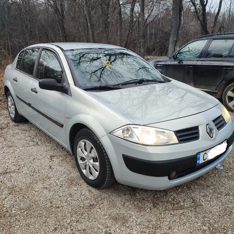 Renault Megane 1.4 1.6V, снимка 1 - Автомобили и джипове - 48936934