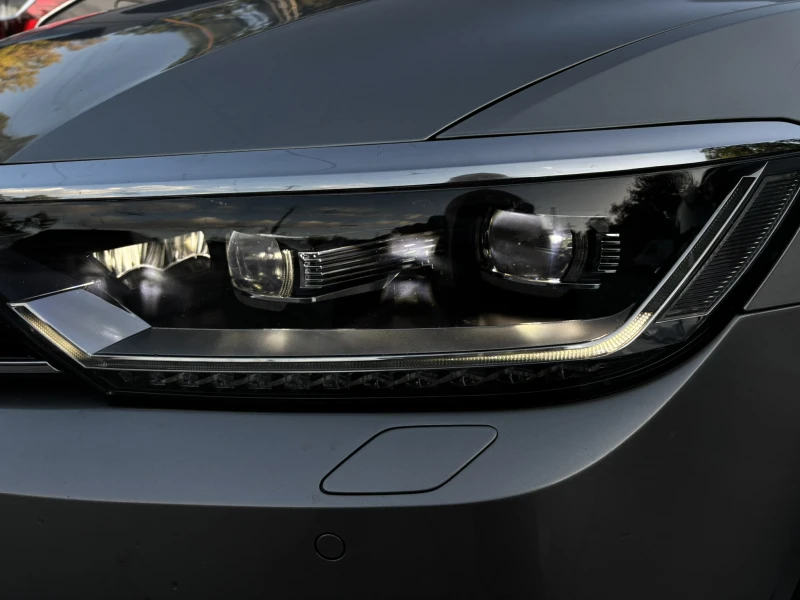 VW Passat, снимка 9 - Автомобили и джипове - 52061822