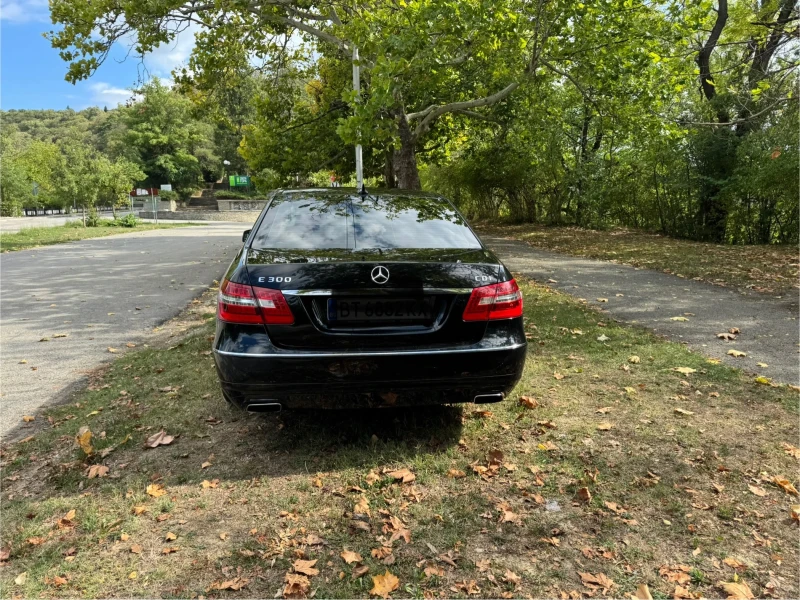 Mercedes-Benz E 300 CDI 7G TRONIC PLUS, снимка 4 - Автомобили и джипове - 51981993