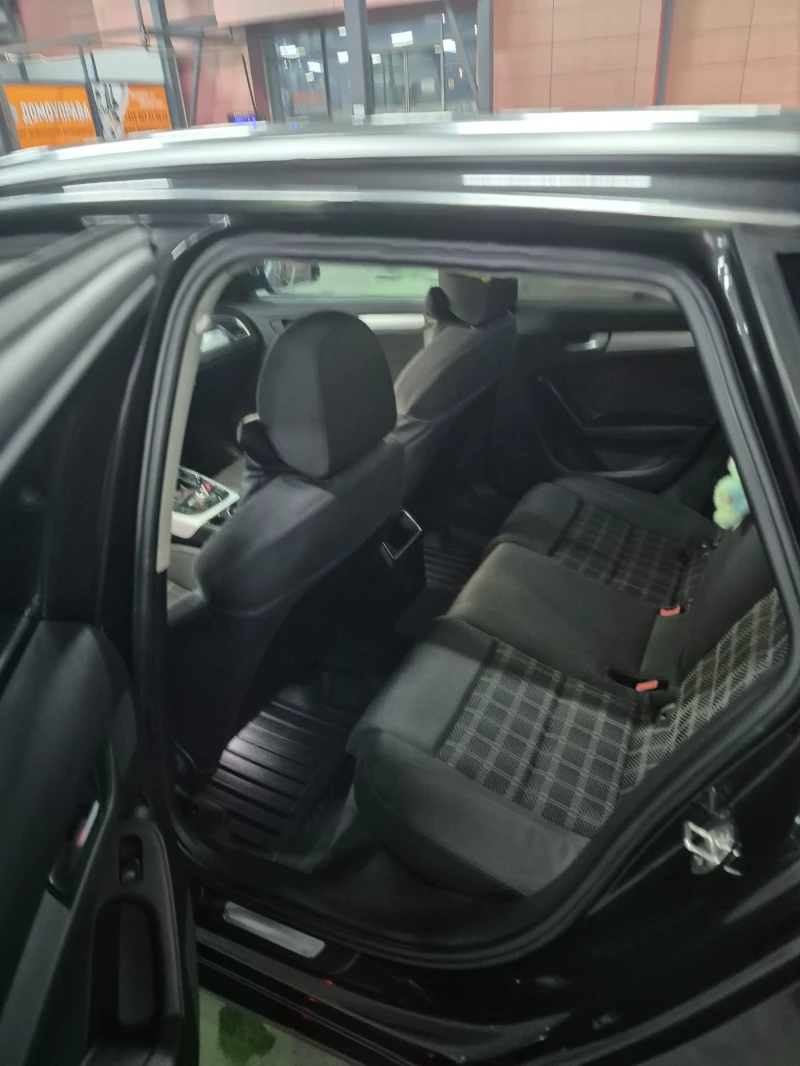 Audi A4 B8 2010, снимка 16 - Автомобили и джипове - 51811580