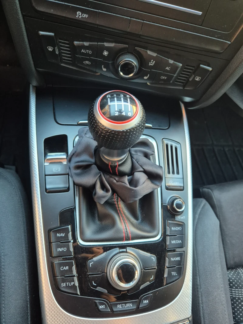 Audi A4 B8 2010, снимка 12 - Автомобили и джипове - 51811580