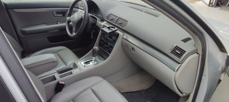Audi A4 1.8T, снимка 5 - Автомобили и джипове - 52173078