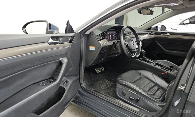 VW Arteon, снимка 10 - Автомобили и джипове - 52322806