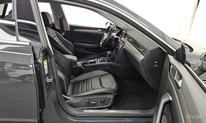 VW Arteon, снимка 11 - Автомобили и джипове - 52322806