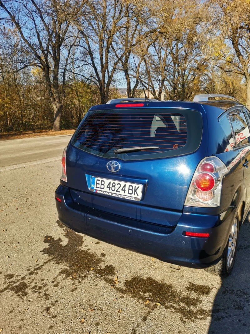 Toyota Corolla verso, снимка 7 - Автомобили и джипове - 52297659