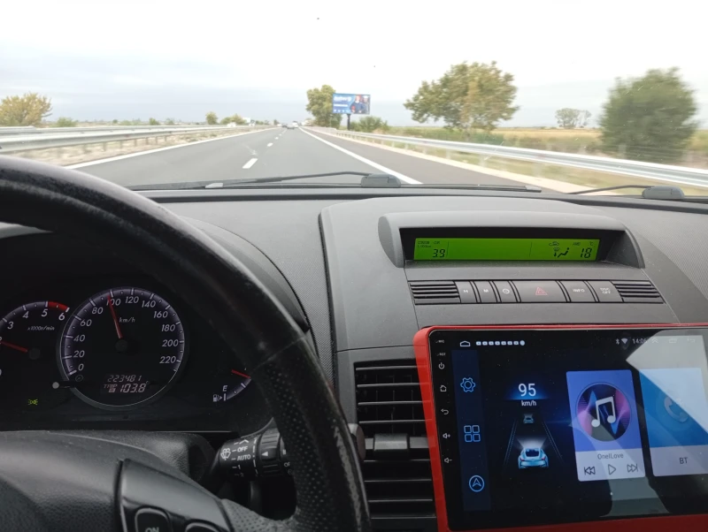 Mazda 5 Sport, снимка 6 - Автомобили и джипове - 53405304