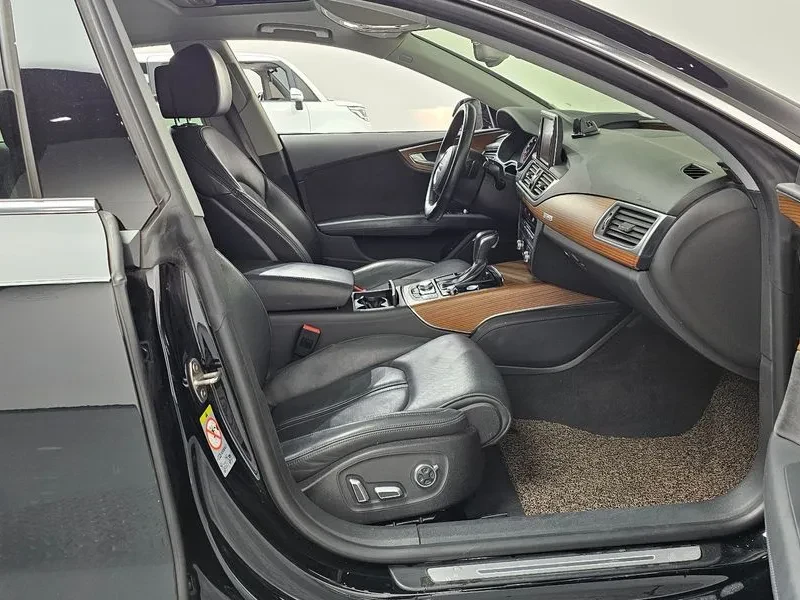 Audi A7 50 TFSI QUATTRO 4G, снимка 10 - Автомобили и джипове - 54865433