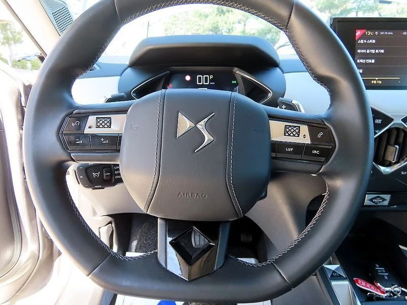 Citroen DS3 КРАЙНА ЦЕНА: 16971 EUR !!!РЕАЛНА КРАЙНА ЦЕНА!!!, снимка 8 - Автомобили и джипове - 55967922