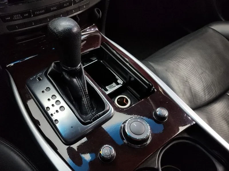 Infiniti M 37 3.7 - САМО 30% АВАНС, снимка 9 - Автомобили и джипове - 56285528