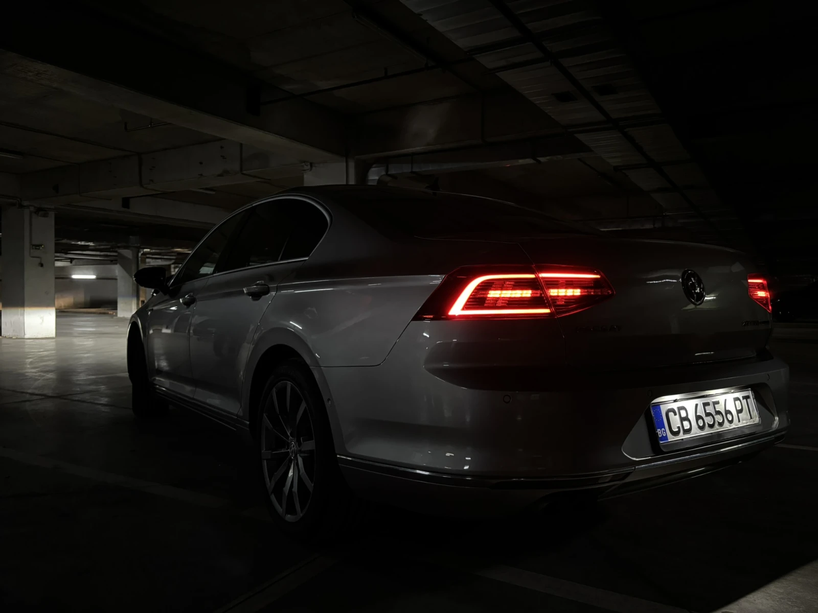 VW Passat  - изображение 4