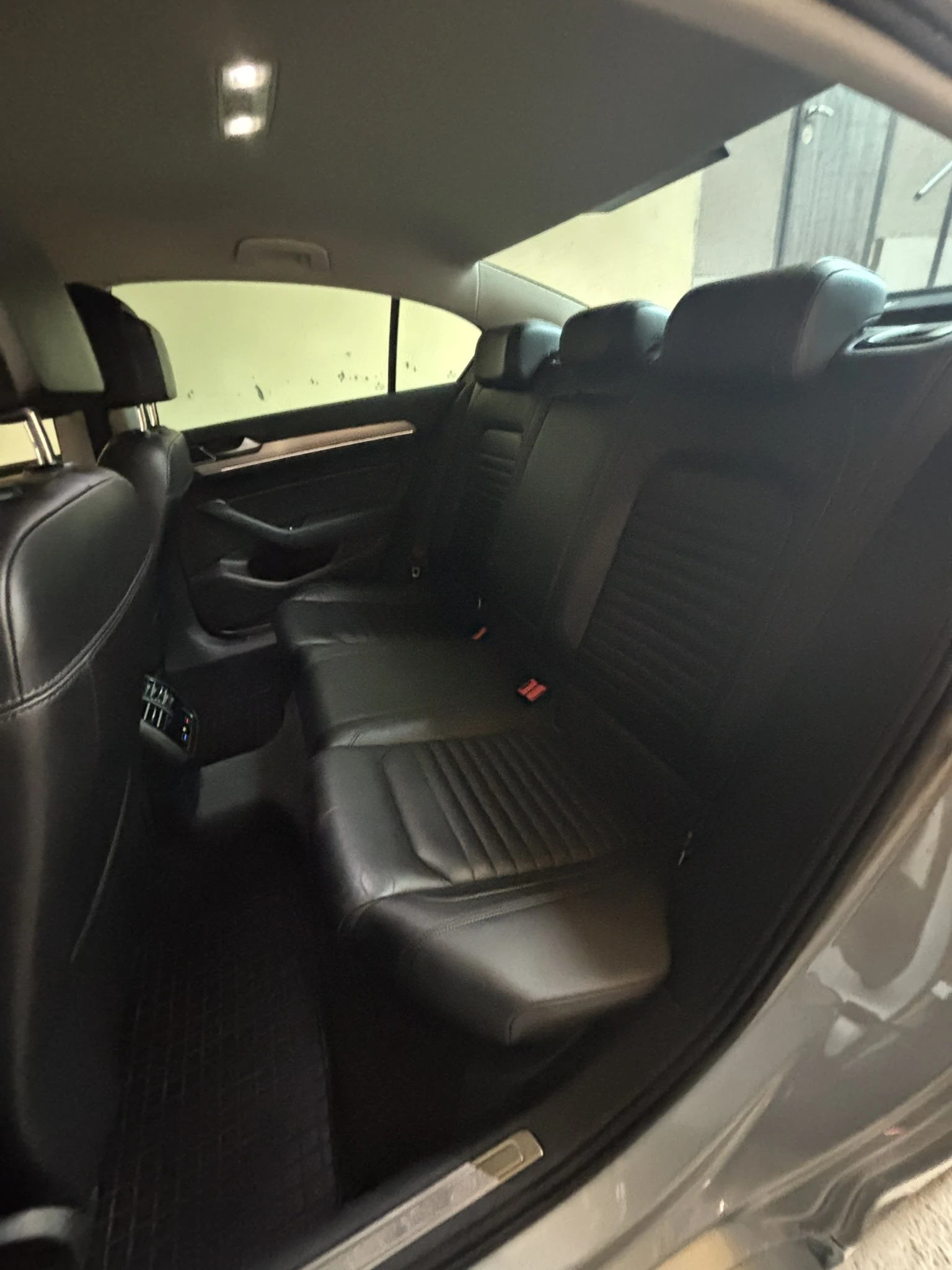 VW Passat  - изображение 10