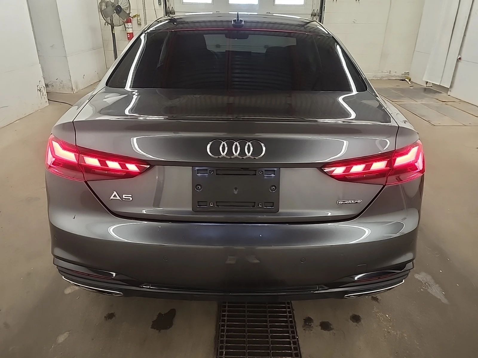 Audi A5 TECHNIK * CARFAX * АвтоКредит * Цена до България*  - изображение 5