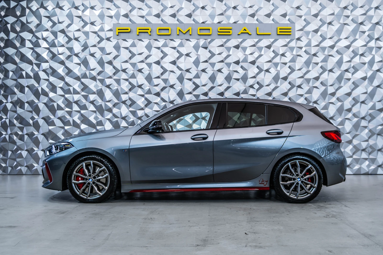 BMW 128 Ti * Msport* Pano - изображение 3