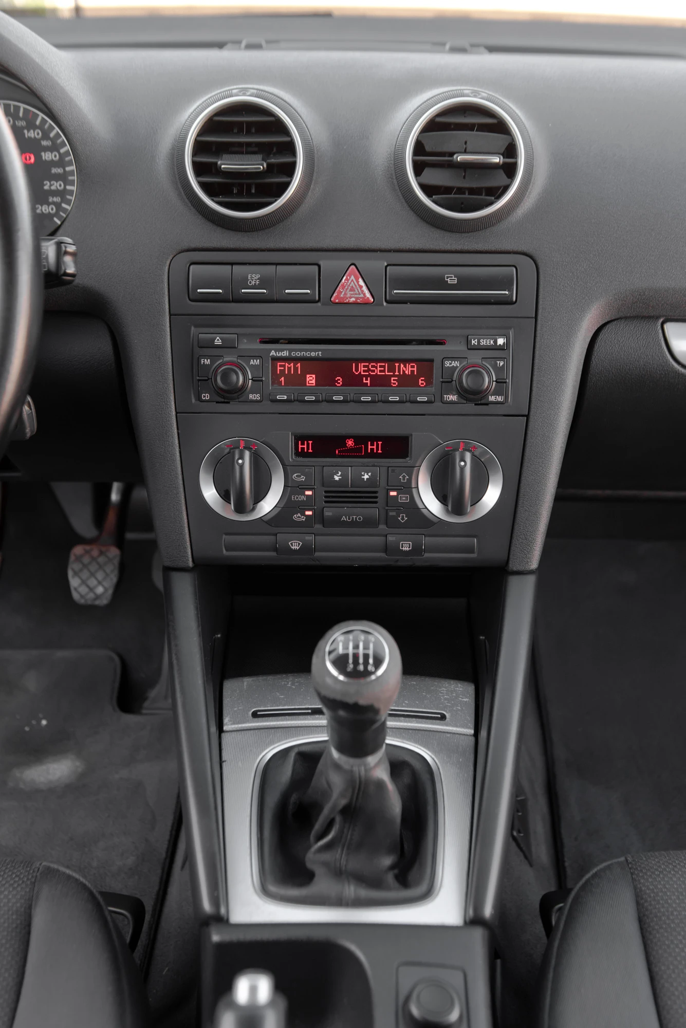 Audi A3 2.0tdi 140ks 6sk | Mobile.bg � ����������� 15