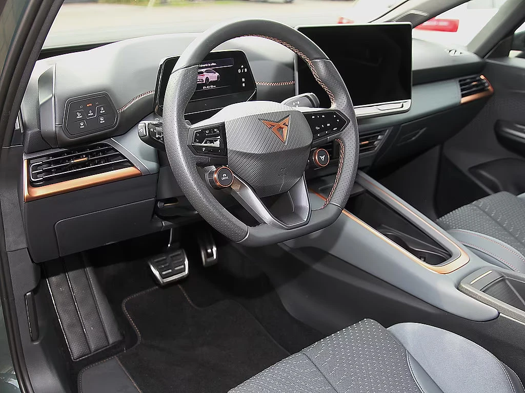 Cupra Born VZ/326HP/PANO/360/MEMO/HUD/NAVI/LED/CPLAY/776g - изображение 5