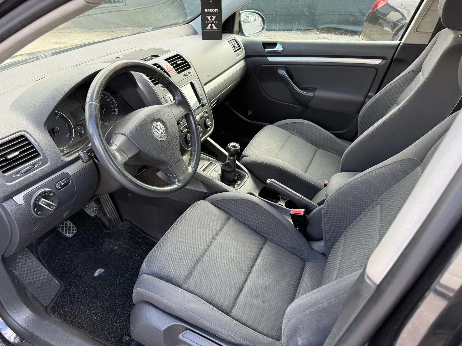 VW Golf 2.0TDi, снимка 5 - Автомобили и джипове - 53760168