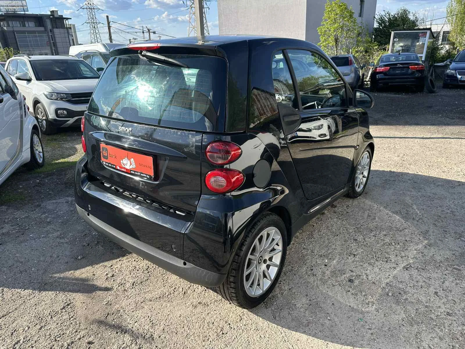 Smart Fortwo 1.0I Kлиматик Панорама , снимка 4 - Автомобили и джипове - 54415978