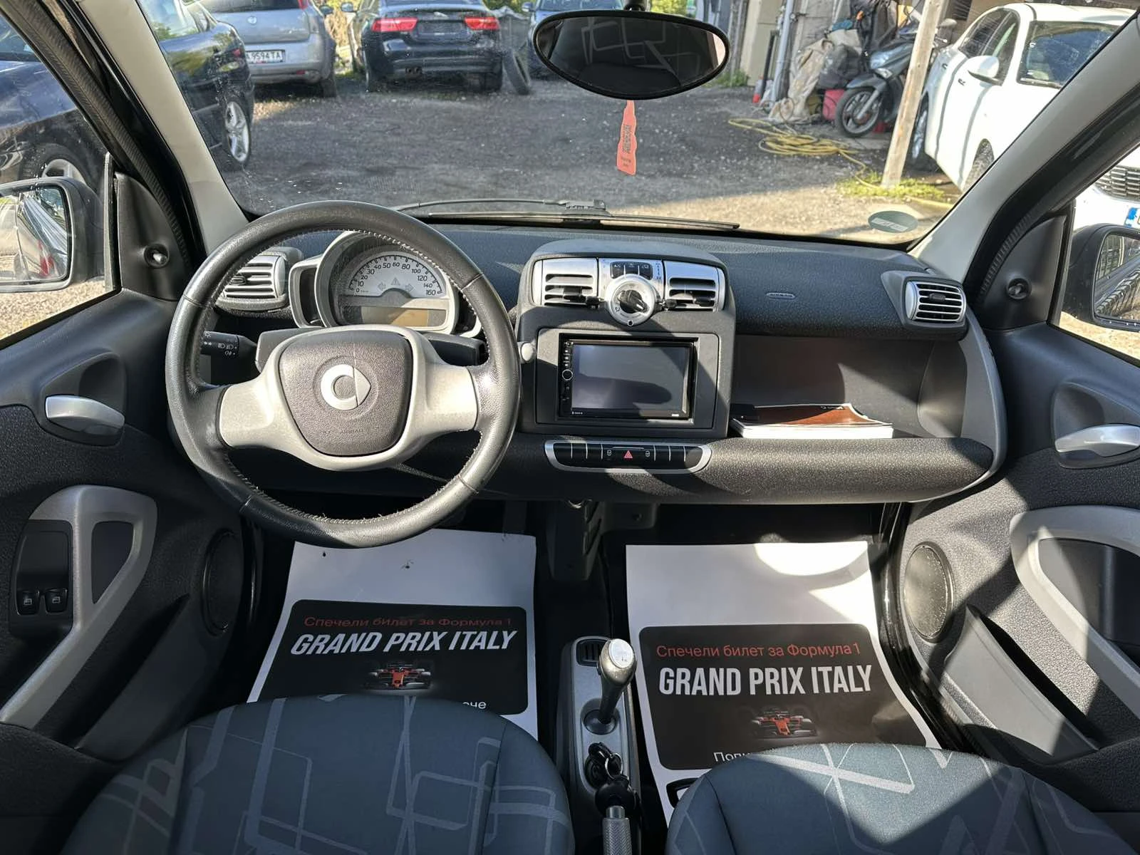 Smart Fortwo 1.0I Kлиматик Панорама , снимка 12 - Автомобили и джипове - 54415978