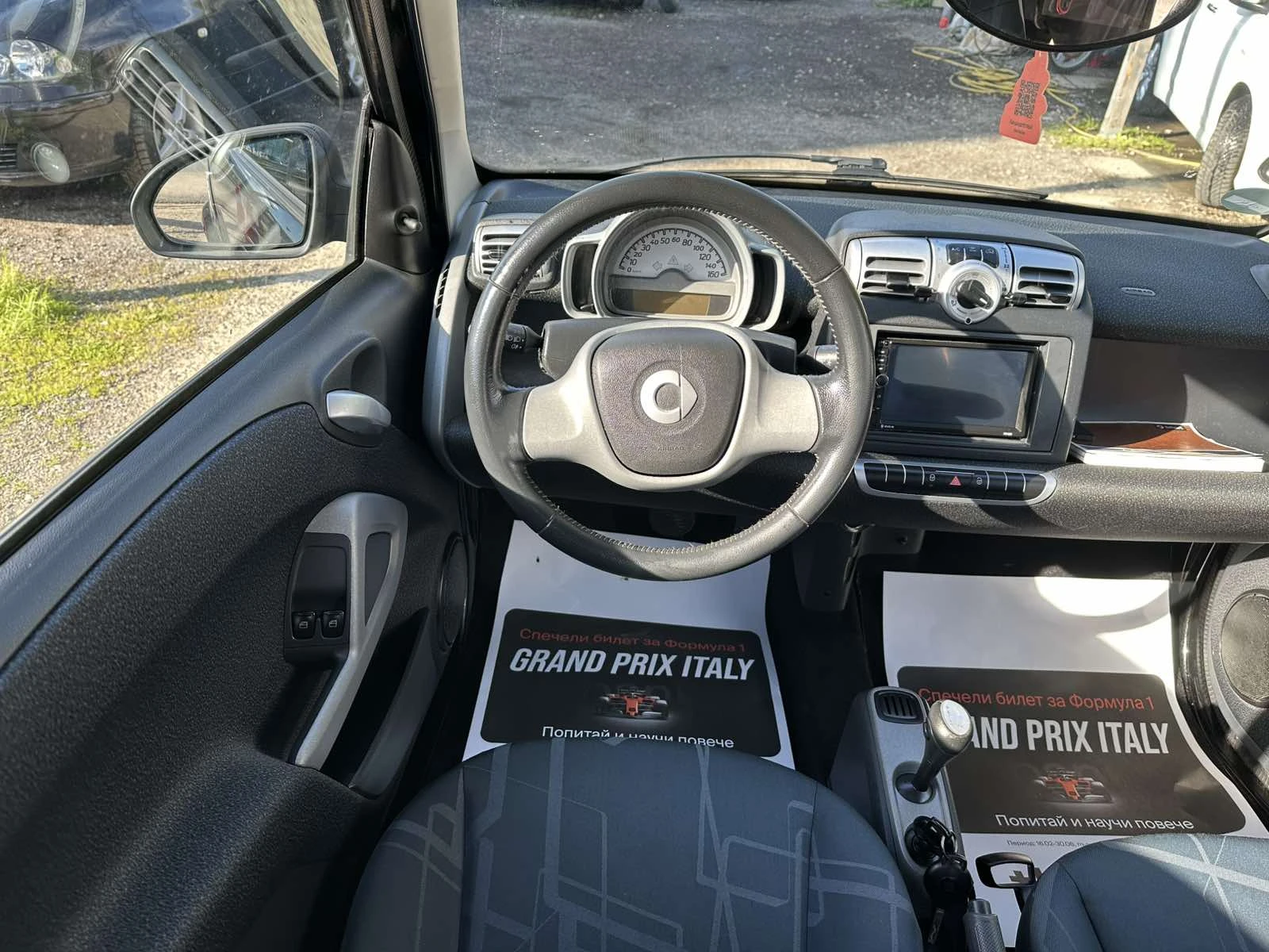 Smart Fortwo 1.0I Kлиматик Панорама , снимка 11 - Автомобили и джипове - 54415978