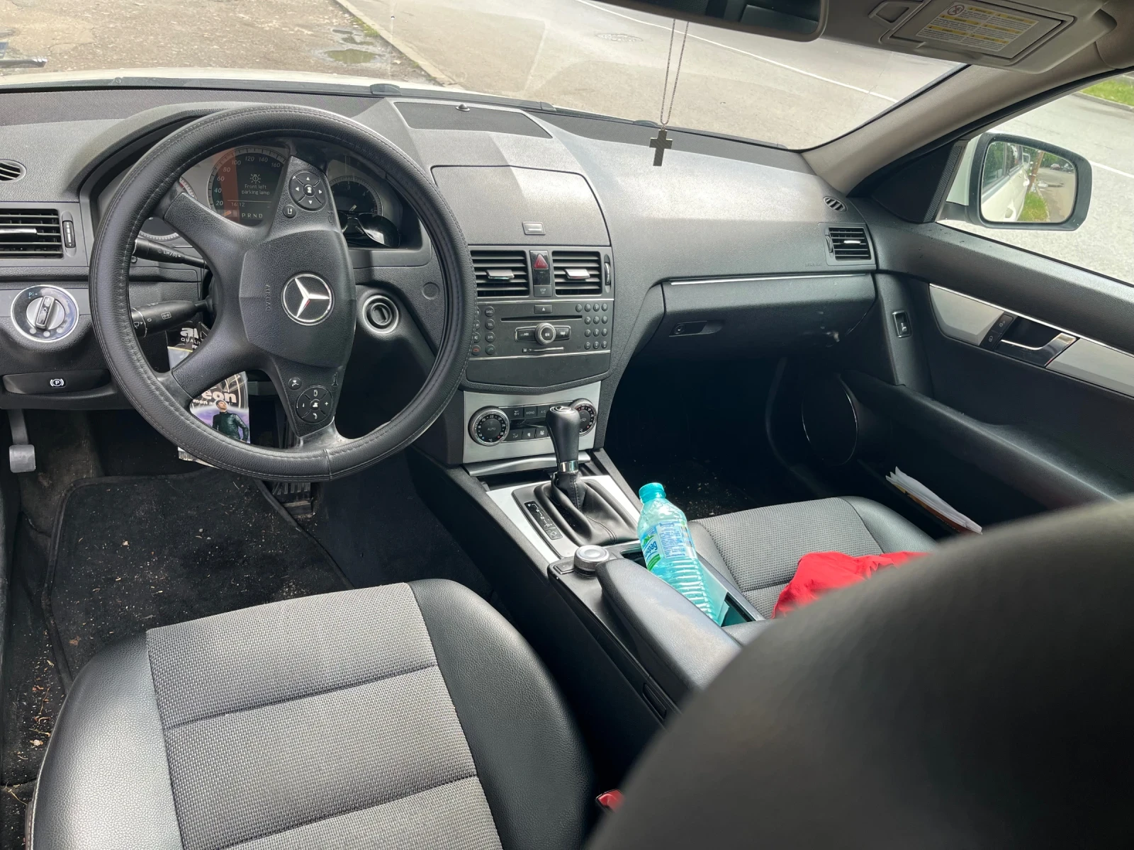 Mercedes-Benz C 320, снимка 6 - Автомобили и джипове - 54779931