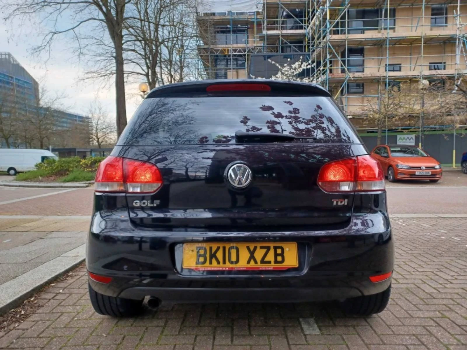 VW Golf, снимка 5 - Автомобили и джипове - 55840965