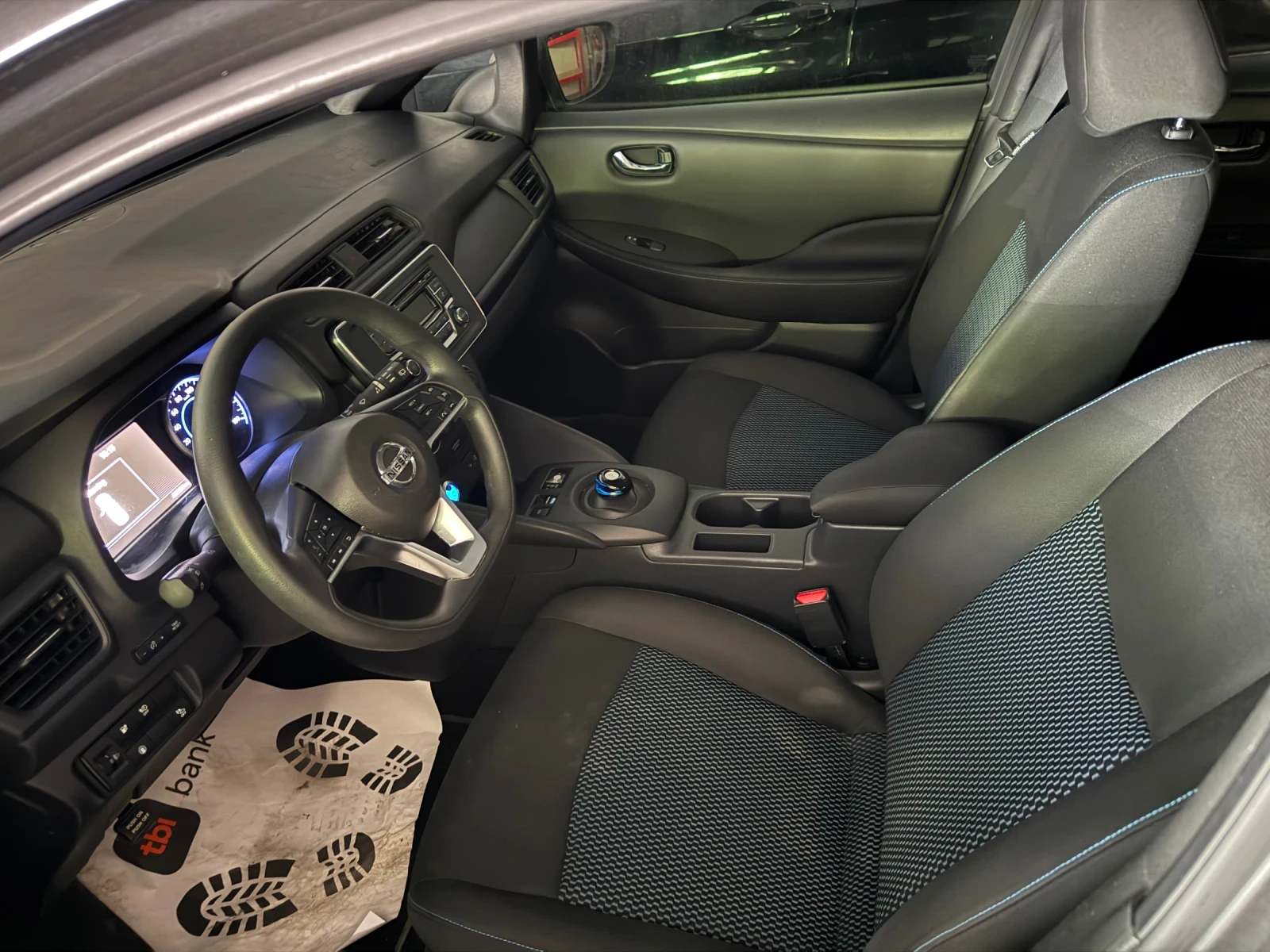Nissan Leaf , снимка 7 - Автомобили и джипове - 55854433