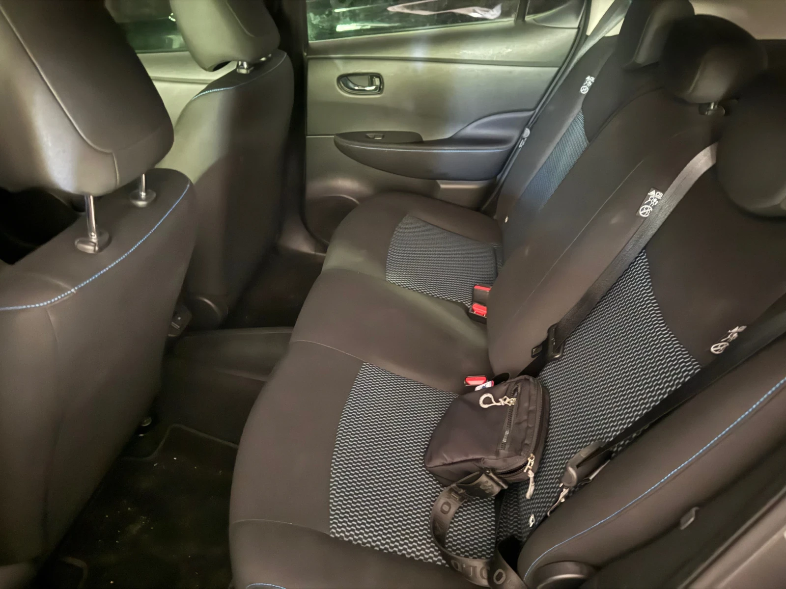 Nissan Leaf , снимка 8 - Автомобили и джипове - 55854433