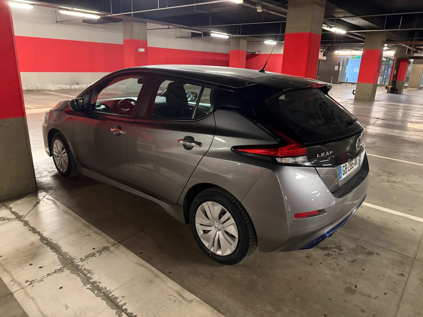 Nissan Leaf , снимка 5 - Автомобили и джипове - 55854433