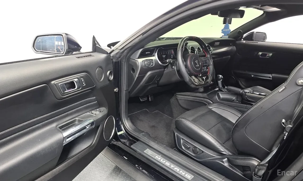 Ford Mustang 5.0* GT* SHELBY* PACK* ОБДУХВАНЕ* ДИСТРОНИК* , снимка 6 - Автомобили и джипове - 55964071